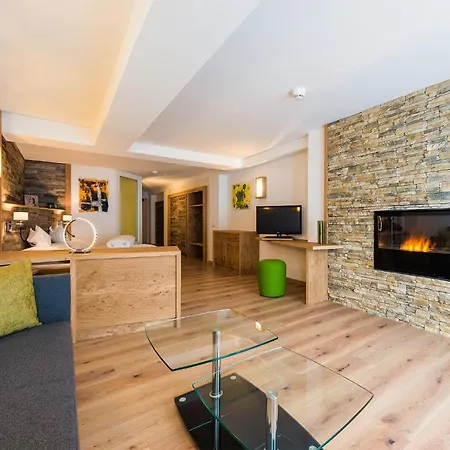 Garni Montana Hotel 4*