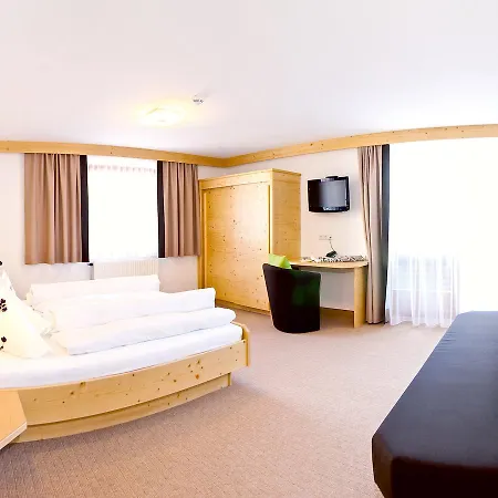 Hotel Garni Montana Serfaus