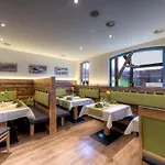 Hotel Garni Montana 4*