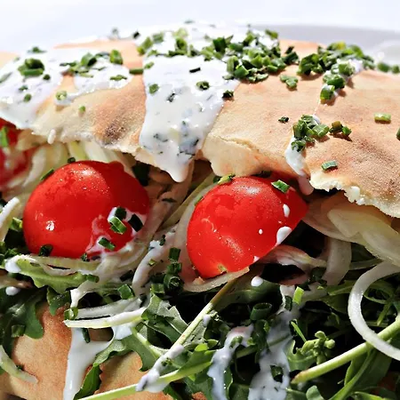 מלון Garni Montana סרפהאוס