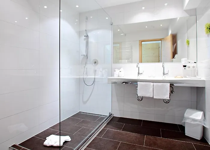 ホテル Garni Montana