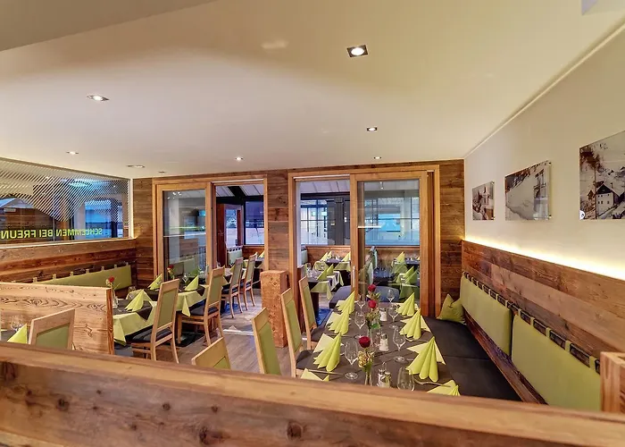 ホテル Garni Montana 4*