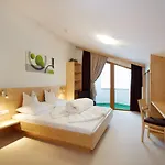 Garni Montana 瑟弗浩斯