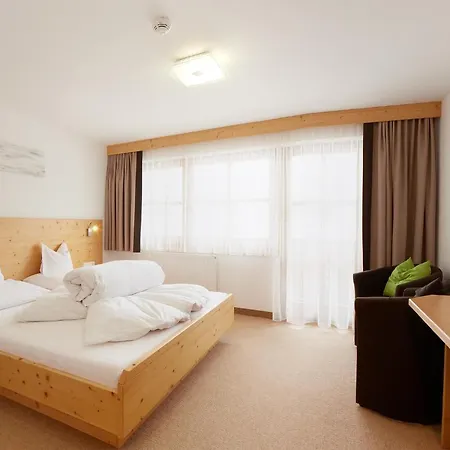 Garni Montana 4* Serfaus