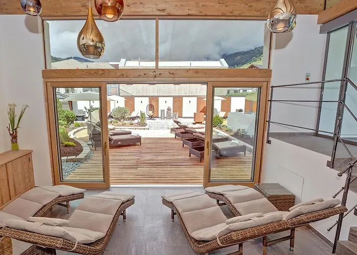 Hotel Garni Montana 4*