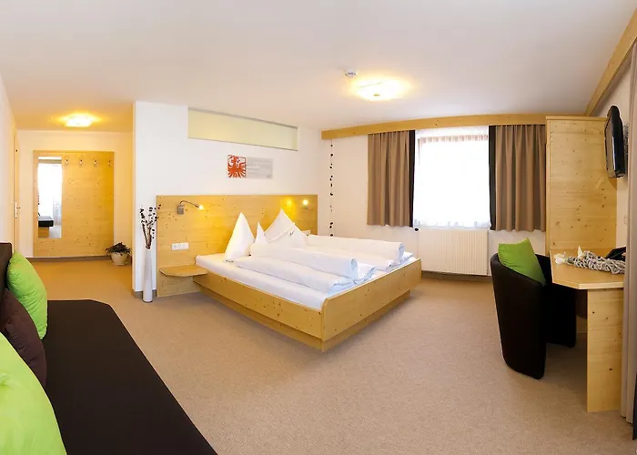 Garni Montana 4*